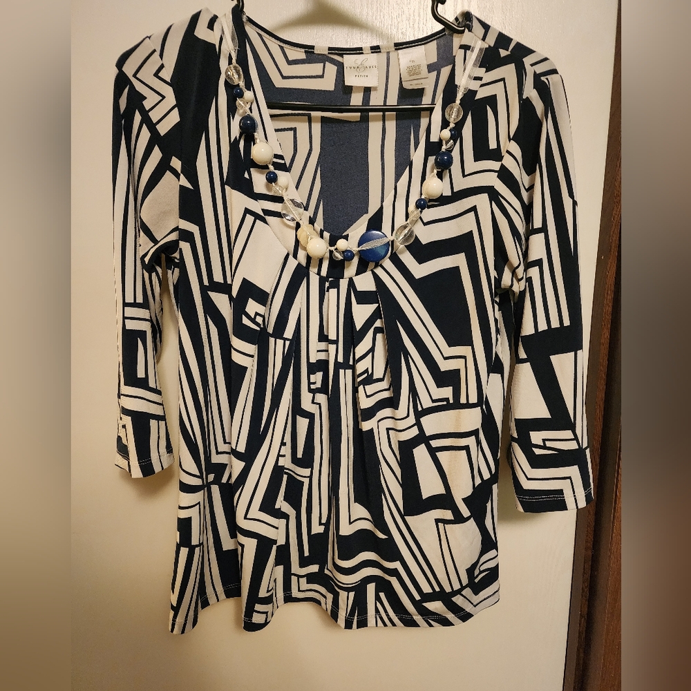 Emma James women’s blouse petite medium
